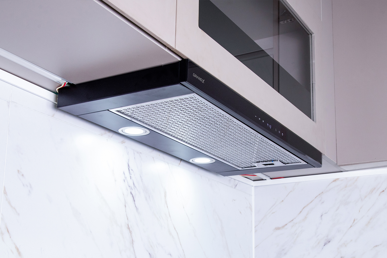 Máy hút mùi GrandX GX H90F58B-1