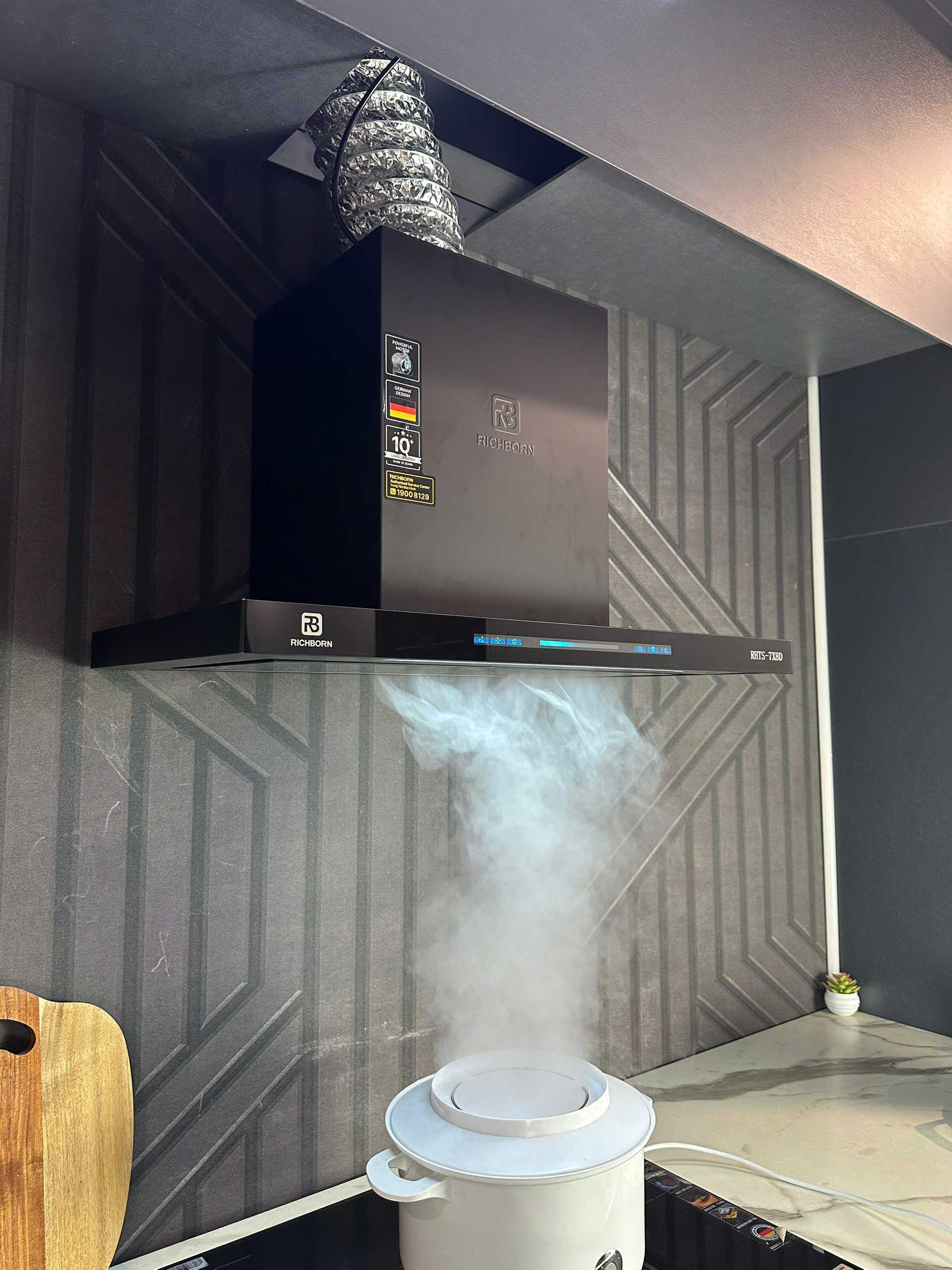 Máy hút mùi Richborn RHTS-7X8D-1