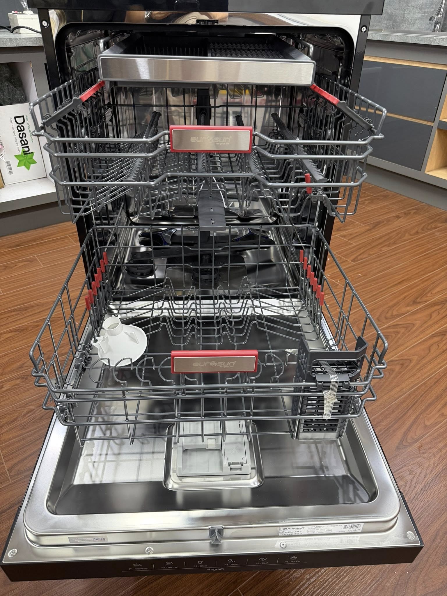 Máy rửa bát Eurosun SMS78EU81B-2